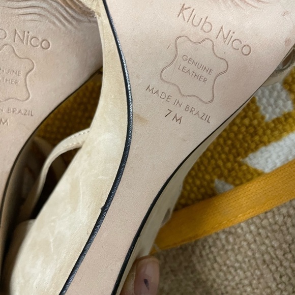 New with tag - Anthropologie cut-out shoes - Picture 5 of 5